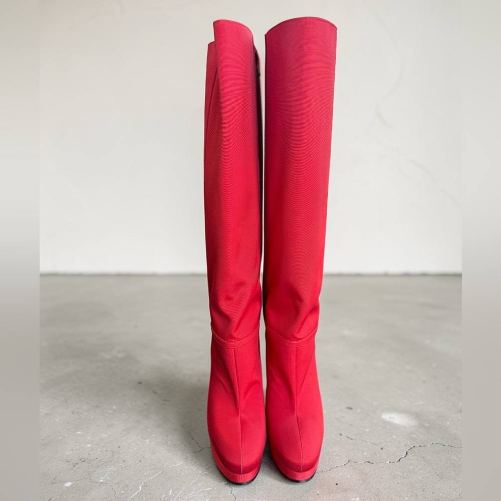 Gucci Red Heel Platform Runway Boots Ribbed Fabric Pull-on Size 36.5 US 6.5 - Picture 7 of 16